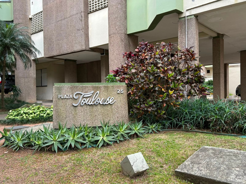 Lote 001 Estacionamento Coberto no Bairro Cavalhada — foto 4