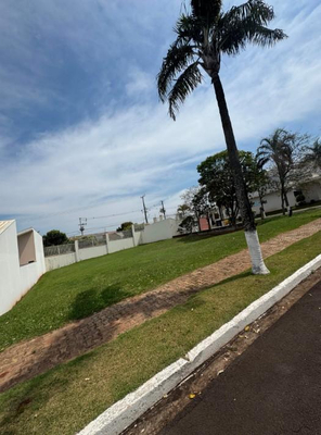 Imóvel urbano (lote de terreno) de 540 m², em Umuarama/PR — foto 3