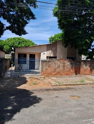 Direitos Possessórios sobre casa de alvenaria, com área total de 244,86 m², Cianorte/PR