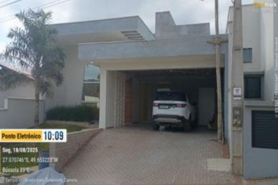 IMÓVEL URBANO COM ÁREA TOTAL DE 360,00 m2, em Presidente Getúlio/SC