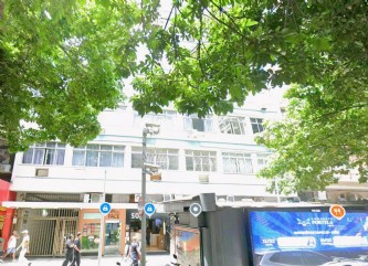 NUA PROPRIEDADE DO IMÓVEL: Apartamento 602 do edifício localizado na Rua Visconde de Pirajá, n° 188, Ipanema, RJ, com 63 m2 e uma vaga de garagem