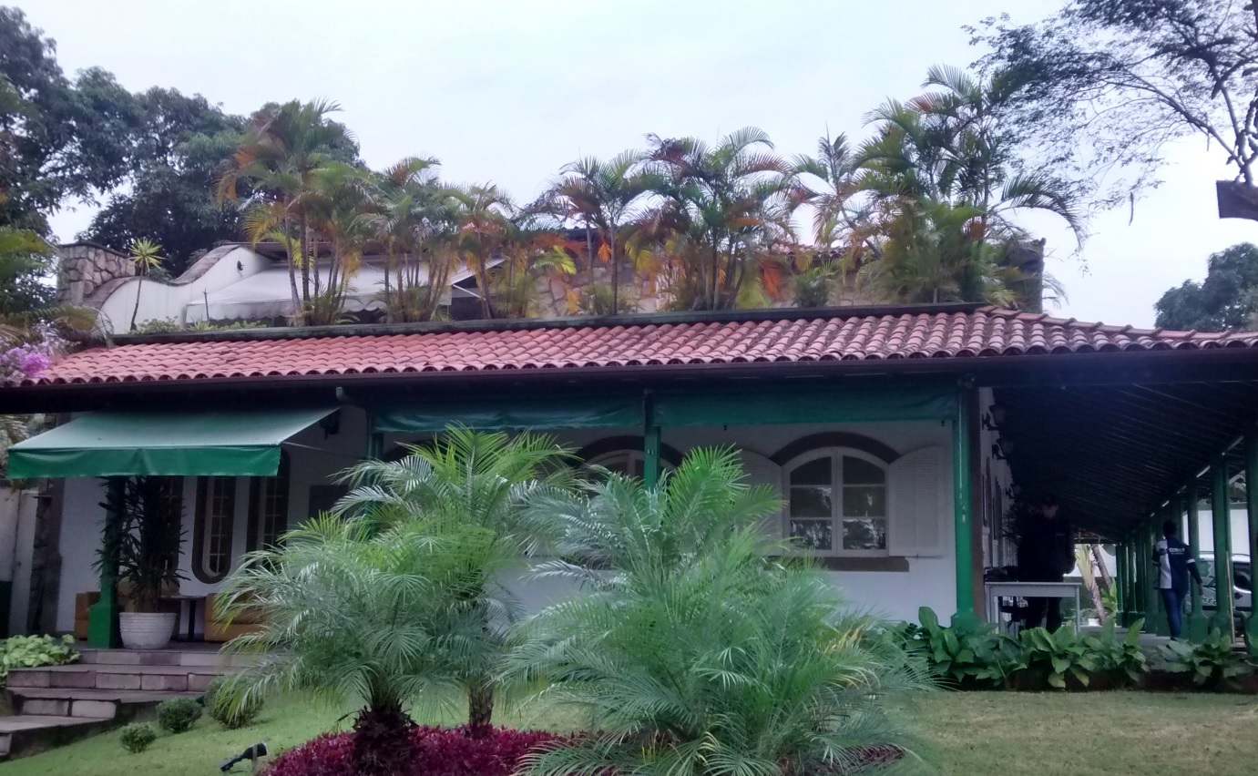 Imóvel Em Bairro Nobre De Volta Redonda, Alugado Pela Firjan, Com 1.810m² De Área De Terreno E 749,1m² De Área Construída