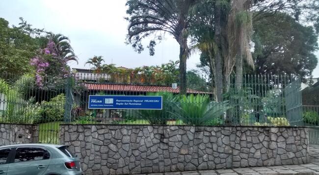 Imóvel Em Bairro Nobre De Volta Redonda, Alugado Pela Firjan, Com 1.810m² De Área De Terreno E 749,1m² De Área Construída — foto 3