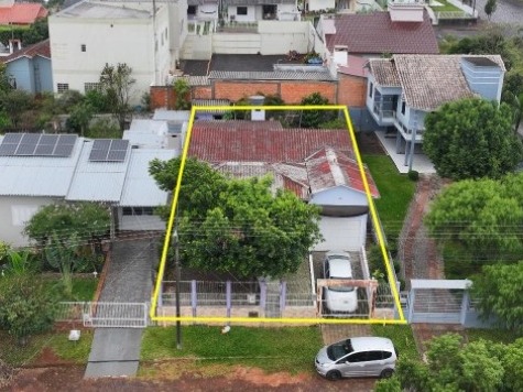 Lote 001 [13.342] Casa no Bairro Frei Damião - Terreno com 323,924m² em Maravilha/SC
