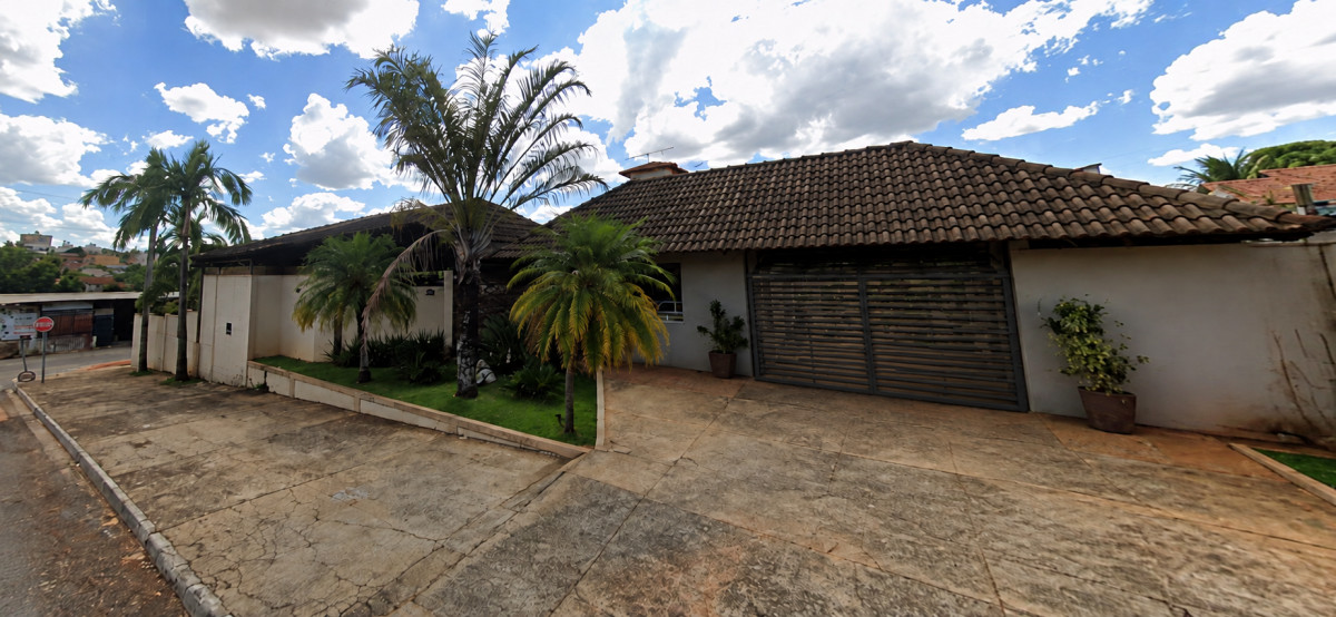 Sobrado no Setor Jardim America - Goiânia - GO — foto 2