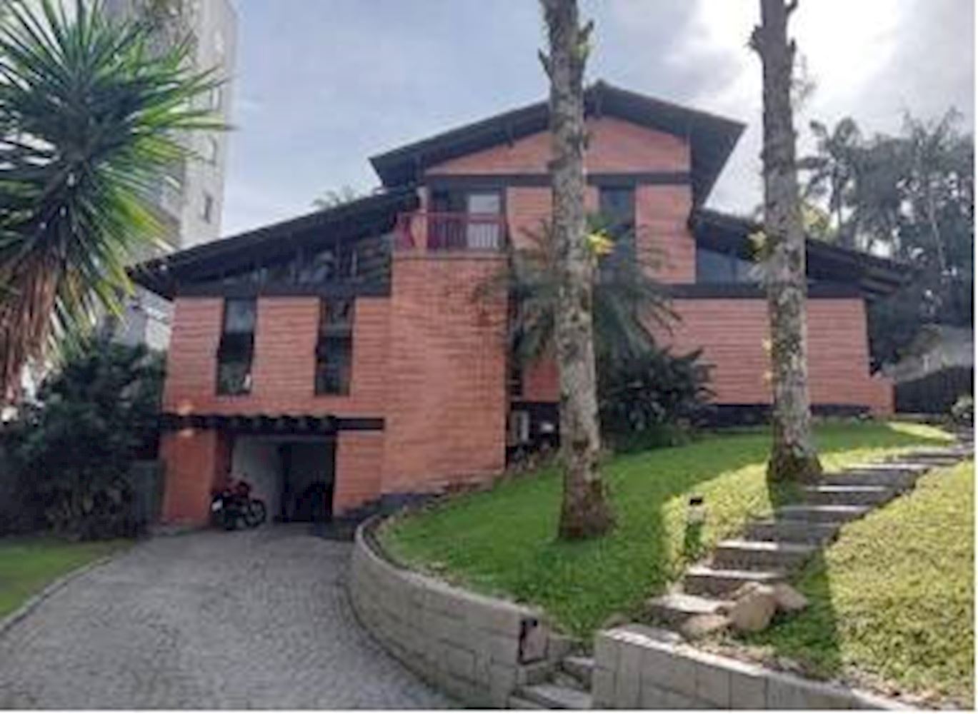 Casa - Floresta - Joinville/SC
