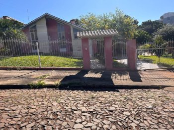 Leilão extrajudicial de Casa em Três de Maio/RS - Centro