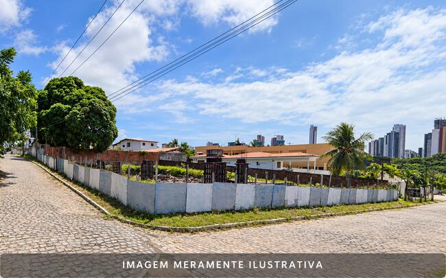 Lote De Terreno Próprio Nº 35, Da Quadra 156, Situado À Rua Marcus Tullius Batista De Andrade E Rua Poeta Jansen Filho, No Bairro Castelo Branco, Nesta Cidade De João Pessoa/PB — foto 2
