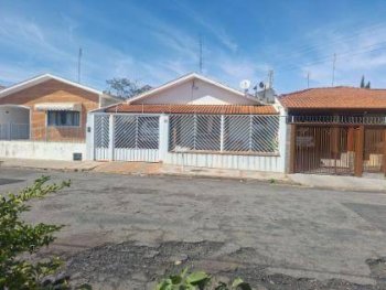 Leilão extrajudicial de Casa em Mococa/SP - Cecap I