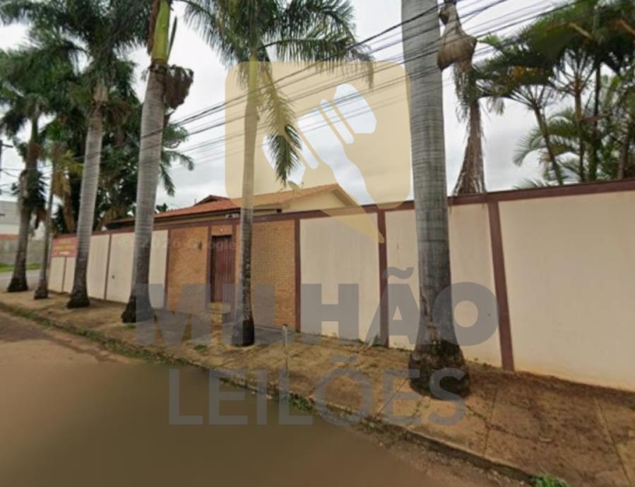 Casa com 418,13m² de terreno Leilão Extrajudicial - Casa em Patos de Minas — foto 2