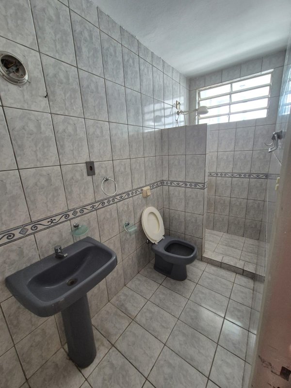 Apt 201 Na Rua Lobo Da Costa 119 Em Porto Alegre, Com 74,34m2 — foto 3