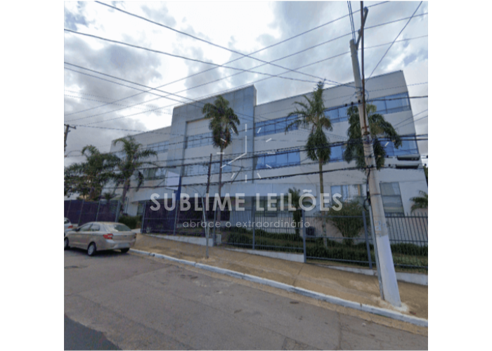 Terreno de 3.034 m² | Constr. 3.732 m² Prédio comercial na Penha