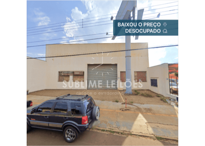 Terreno de 774m² | Constr. de 989m² Prédio comercial em São Carlos