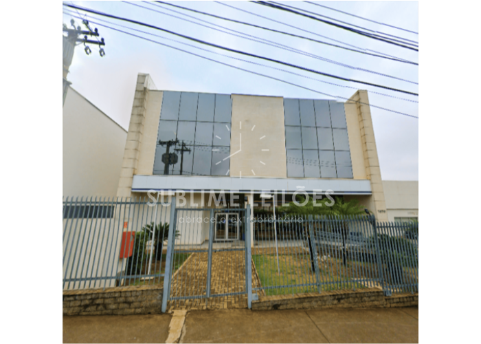 Terreno de 2.801m² | Constr. de 2.127m² Prédio comercial em Piracicaba