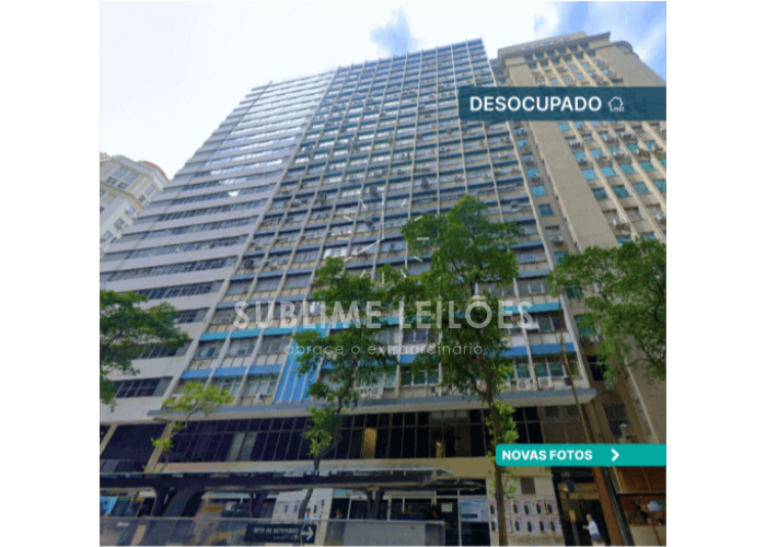 Próximo ao metro Estação Carioca Conjunto comercial no Rio de Janeiro