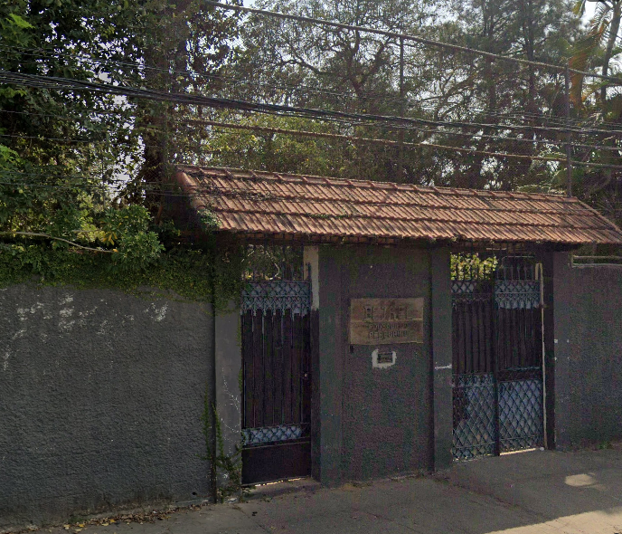 LOTE 3: Imóvel res/com - Vila Itapuca RESENDE RJ