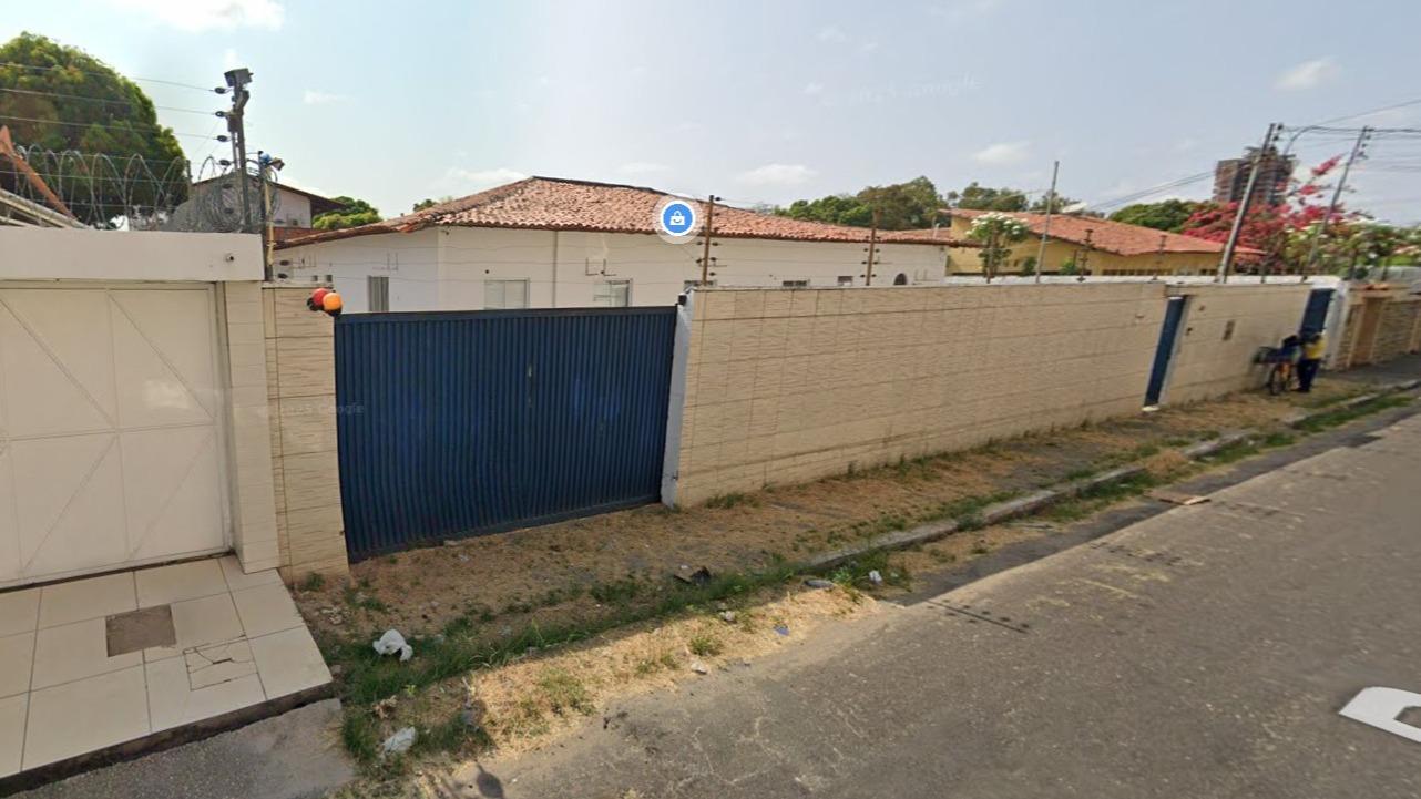 Casa com Área Construída de 270,00m2 em Centro de Terreno de 750,00m², Situada no Bairro Noivos, Teresina / PI — foto 2