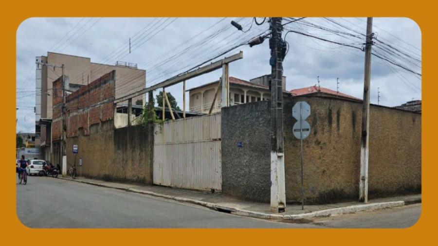 Imóvel Localizado na Av. José Rodrigues de Almeida, N. 353, Centro, Ipaba/mg.__