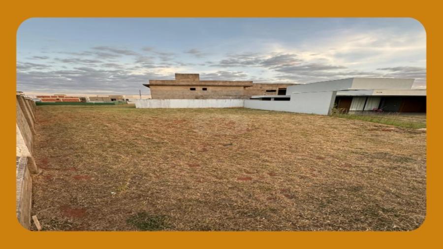 25% do Terreno Constituido Pelos Lotes N 10 e 13, da Quadra 319 da Vila Operária, Situado na Rua Itumbiara, Uberlandia/mg, com Área Total de 500,00m2.__