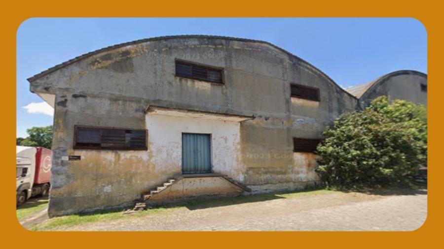Um Terreno Urbano, na Vila Forqueta, Colonia Sartorina, Caxias do Sul/rs, com Área de 2.200,00m2 e Benfeitorias.__