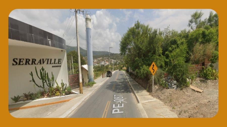 Lote de Terreno N° 04, da Quadra 39, do Loteamento Nova Gravatá, no Pe-87, Que Liga a Cidade de Gravatá ao Distrito de Uruçu Mirim, Vizinho ao Condomínio Serra Ville, Gravatá/pe. com Área Total de 250,00m². (De Acordo com a Certidão de Teor).__