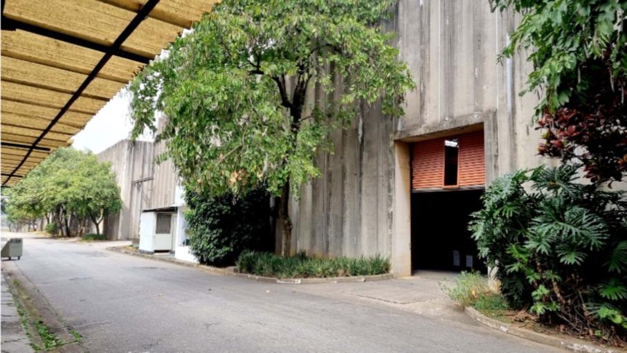 Imóvel Industrial, A.T.: 100.000m², Margens da Rod. Pres. Dutra, Guarulhos/SP — foto 2