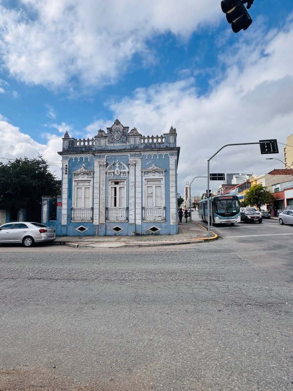 Prédio Clássico Em Esquina Nobre No Centro Da Cidade