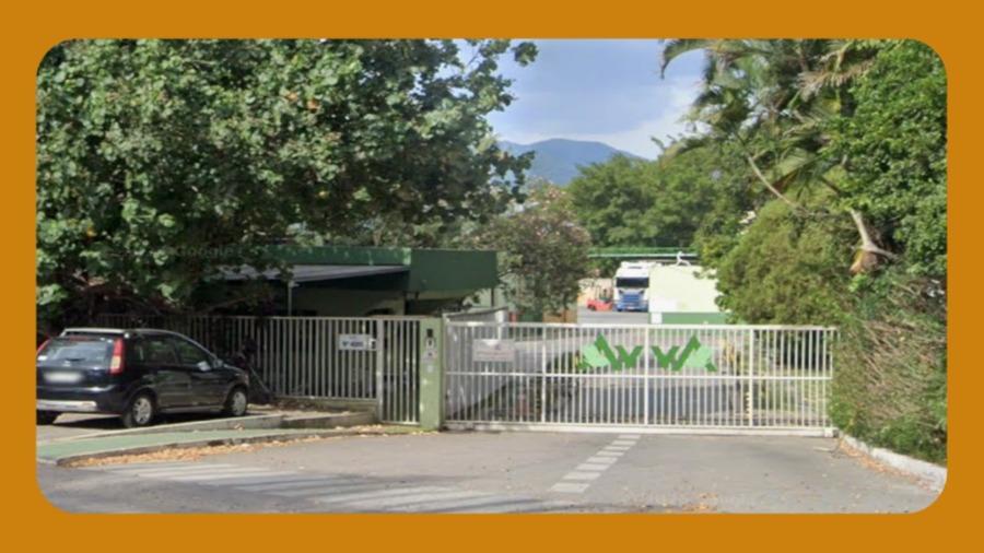 Imóvel Comercial, na Estrada do Pedregoso, N° 4000, Campo Grande, Rio de Janeiro/rj. Composto de 7 Galpões, com Área Total de 3.398 M². Onde Atualmente Funciona a Empresa Avva Comércio de Produtos Químicos Ltda. __
