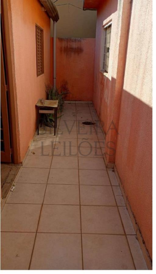 Lote de terreno nº 21, da Quadra A, Loteamento Jardim Santa Rosa, com área de 359,10m2, Nova Veneza, Sumaré/SP, existindo sob o terreno a construção de um prédio residencial na Rua Severino Pedro de Lima, nº 70, com área aproximadamente de — foto 5