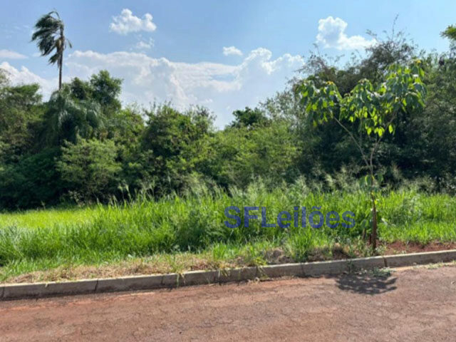 Imóvel Urbano Lote n° 01 (um), da quadra n° 925 (novecentos e vinte e cinco), com área de 222,000 m2 (duzentos e vinte e dois metros quadrados), sem benfeitorias, do “loteamento jardim Europa”, situad — foto 2