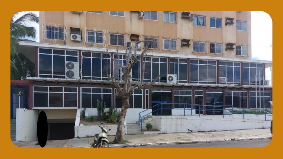 Loja Privativa, Situada no Pavimento Térreo do Edificio Verona, com Frente para a Avenida Amazonas, Centro Comercial, Rondonopolis/mt. com Área Onstruida de 209,647m².__