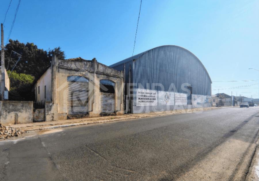 Leila Judicial de Galpao em Marilia Leilão de Galpão com 1.062,37m² de A.C