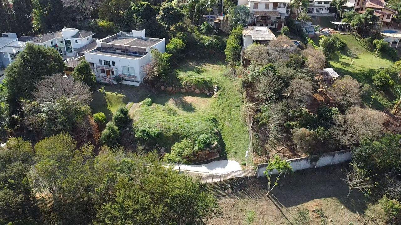 Terreno com 963,80m² situado no Condomínio Residencial Caminhos de San Conrado - Campinas/SP