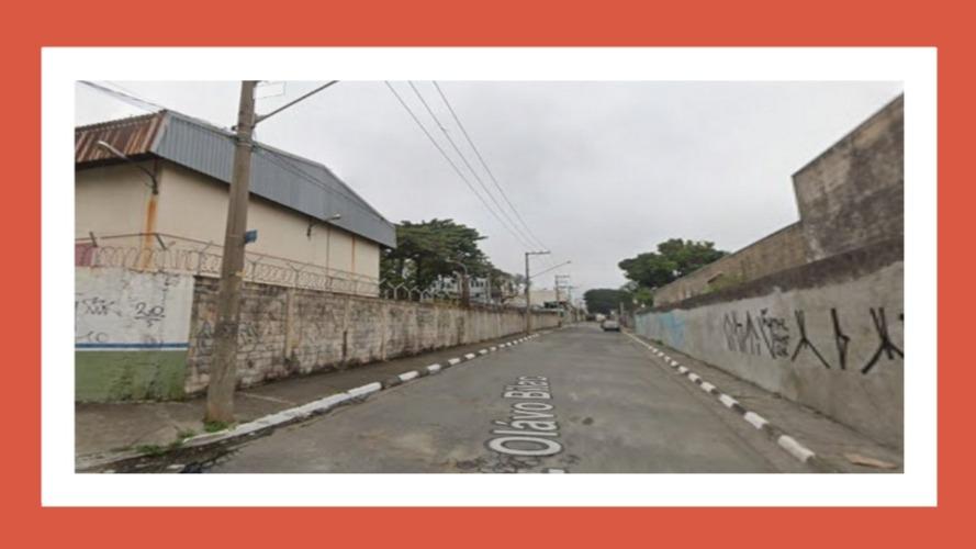 Terreno Situado na Rua Olavo Bilac, Constituído Pelo Lote 17 da Quadra 09, Vila Flora, Guarulhos-sp, com Área de 450m² --