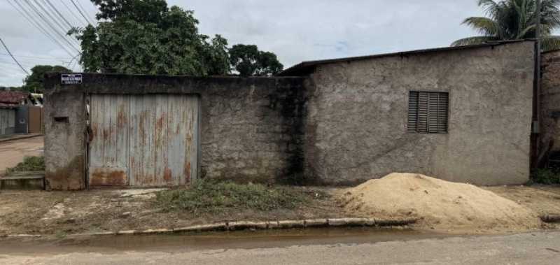Lote 001 Área de 155,35m² de Imóvel Bairro Jacilândia em Unaí/MG