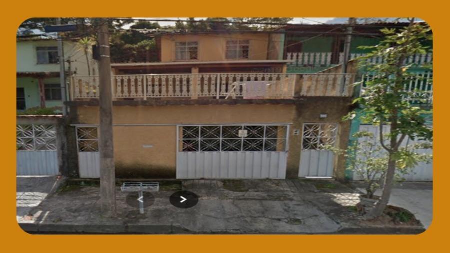 Casa Residencial com Garagem no Subsolo e Varanda no Primeiro Andar, Localizada na Rua Luiz Carlos Ribeiro, Nº 305, Teixeira Dias, Belo Horizonte/mg. Área Total de 225,00 M² e Área Construída de 72,45 M².