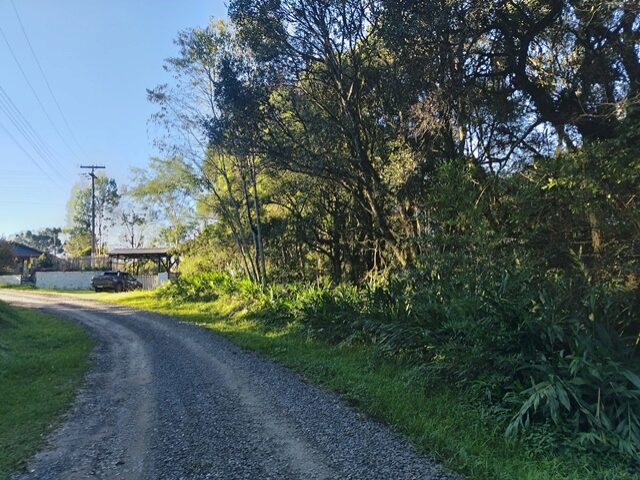 Parte Ideal de 621,00 M2 (Seiscentos e Vinte e Um Metros Quadrados) de Celso Tratch de Uma Area de Terras Rural, de Past — foto 2
