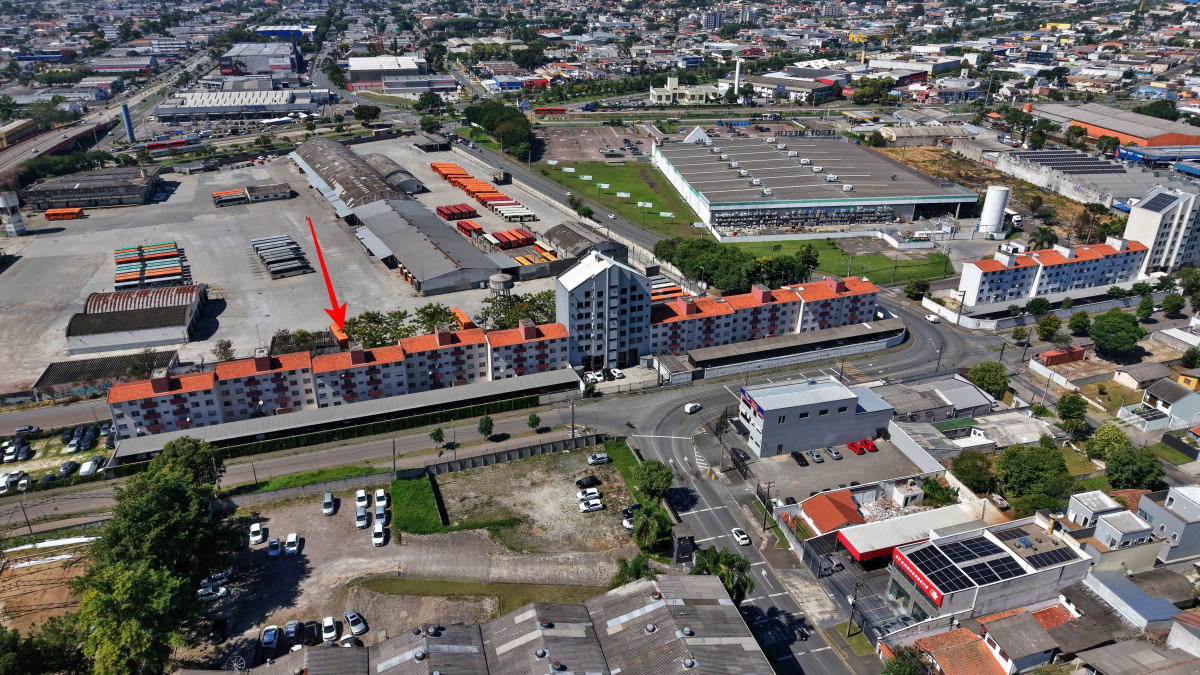 Apartamento no Condomínio Conjunto Residencial Avenida da República I, Parolin