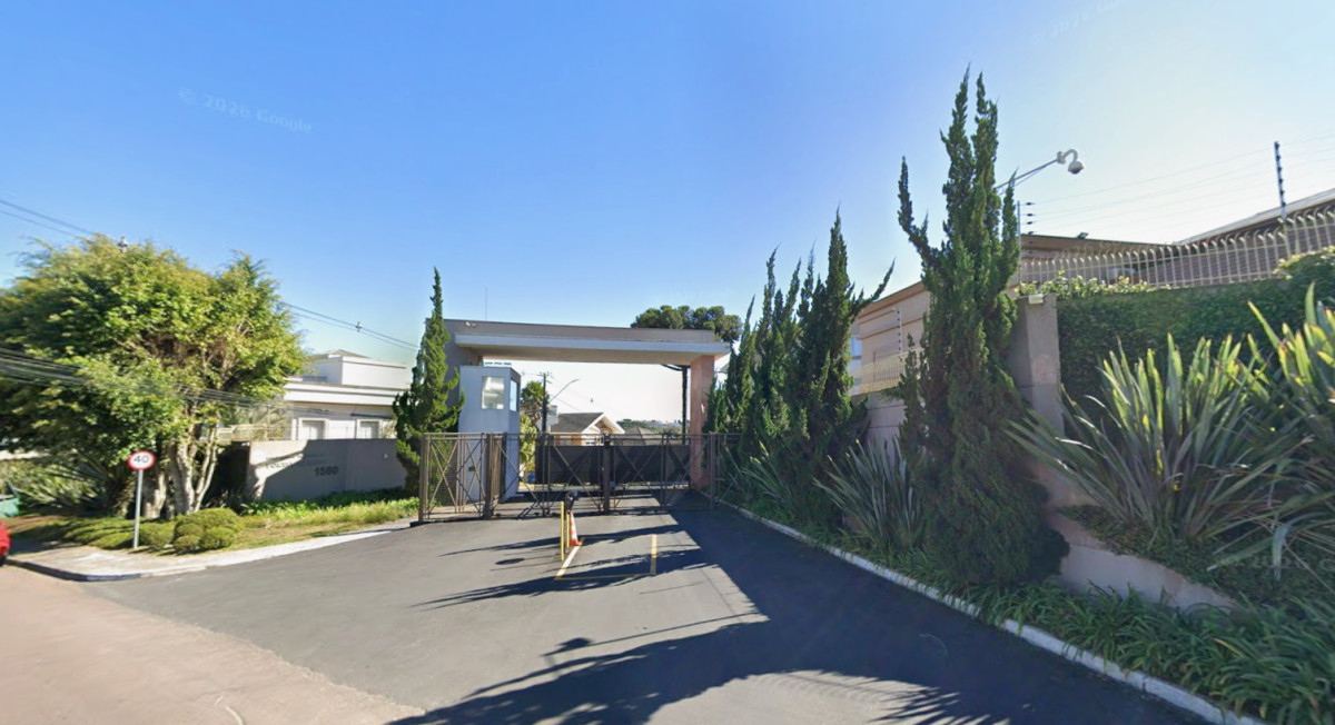 Imóvel no Condomínio Residencial Portal Romano, Campo Comprido
