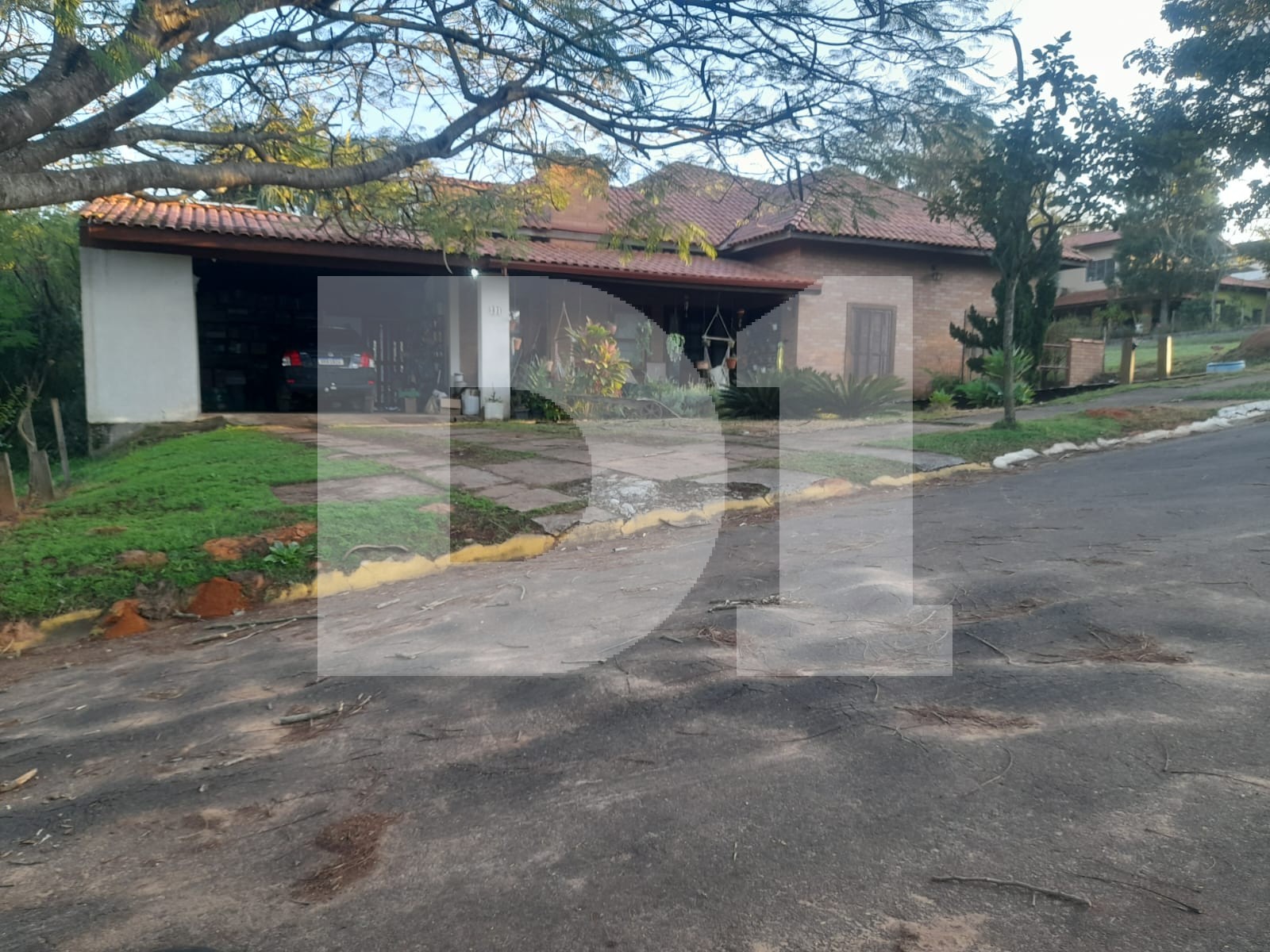 Portal dos Lagos - Boituva - SP - Casa em condominio - 286 m² (a.c.) e 1311,75 m² (a.t.)