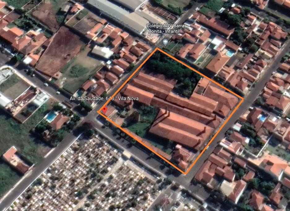 Lote de Terreno com 01 barracão, 02 prédios residenciais, 01 escritório, 10.000m², Barra Bonita/SP