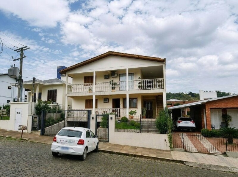 Lote 001 Fração de 1/3 de Casa (Não Averbada) no Bairro Planalto em Encantado/RS