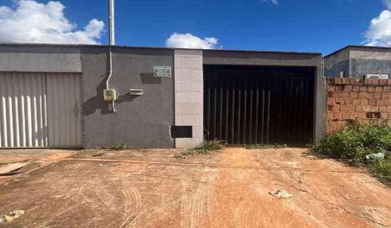 Planaltina – GO. Bairro Brasilinha Sul. Casa. Áreas Totais. Terr. 95,70m² e constr. 83,72m².