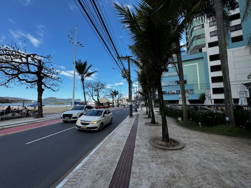 Apartamento com Garagens em Bal. Camboriú — foto 5