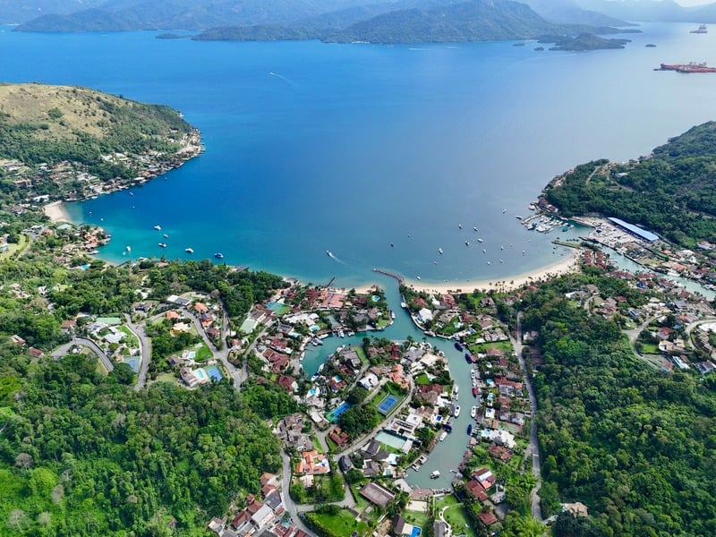 LOTE 6: Refúgio de luxo em Cond.: 1.670m² de Terr. e Lazer Completo! ANGRA DOS REIS RJ — foto 3
