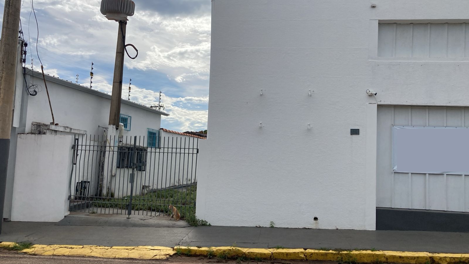 LOTE 3: Prédio Comercial com 393,13 m² - Centro ARENÁPOLIS MT — foto 2