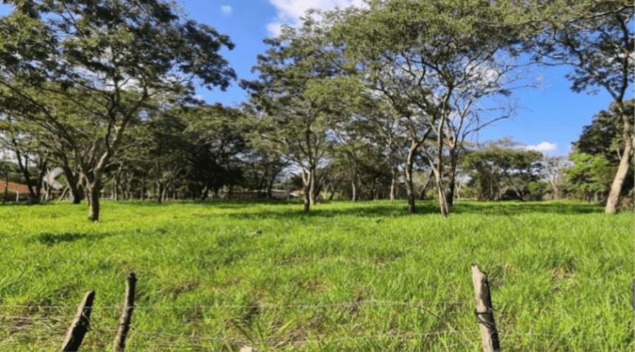 Bauru- Terreno de 5.394m² - Loteamento Valle São Luiz