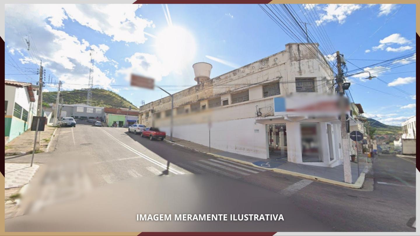 Conjunto de cinco prédios, tipo armazém, cada um medindo 630m², Orós/CE