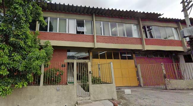 Prédio Comercial Com Área Total De 2.160m2 Em Califórnia, Nova Iguaçu/RJ — foto 2