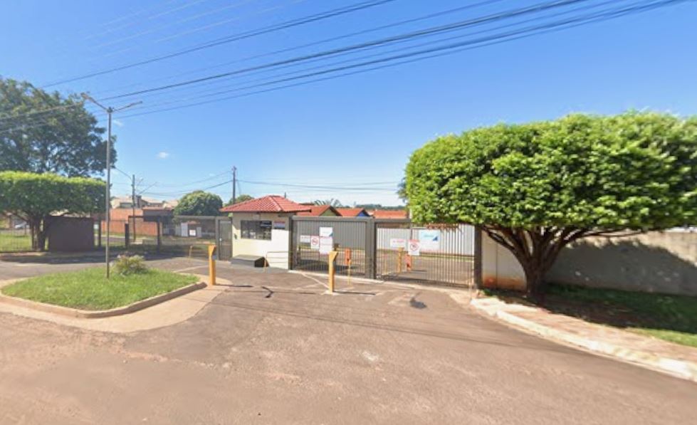 Campo Grande – MS. Bairro Centenário. Casa. Áreas Totais. Terr. 200,11m² e constr. 81,65m² — foto 2